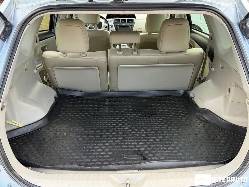 2013 Toyota Prius Plus / V — Miniatură 17