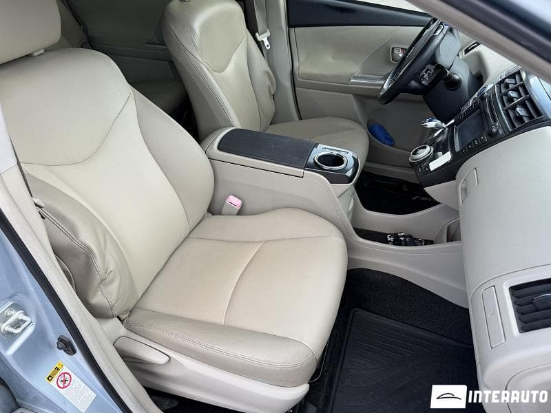 2013 Toyota Prius Plus / V — Miniatură 14