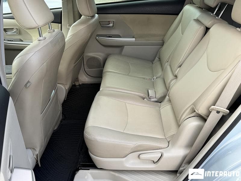 2013 Toyota Prius Plus / V — Miniatură 15