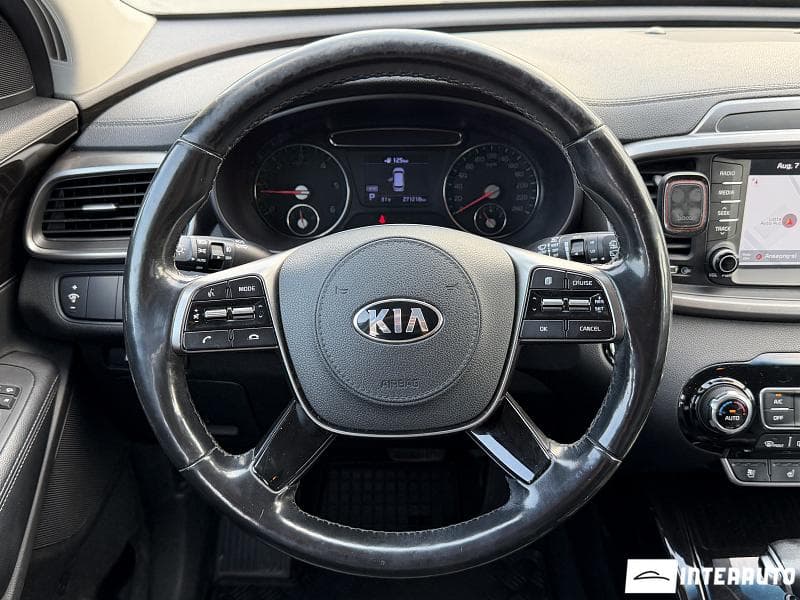 2017 Kia Sorento — Miniatură 10