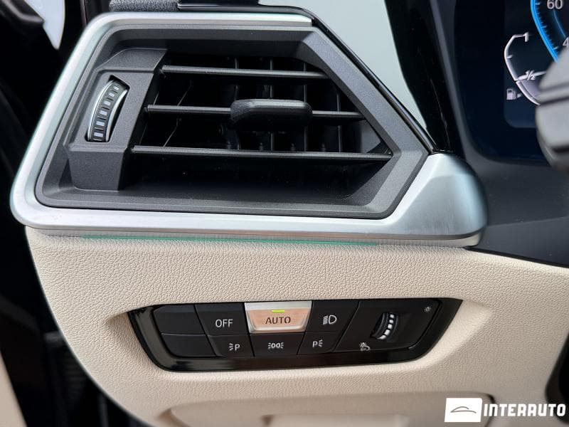 BMW 330E 2020 — Миниатюра 10