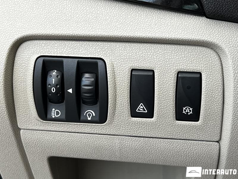Renault Scenic 2012 — Миниатюра 15