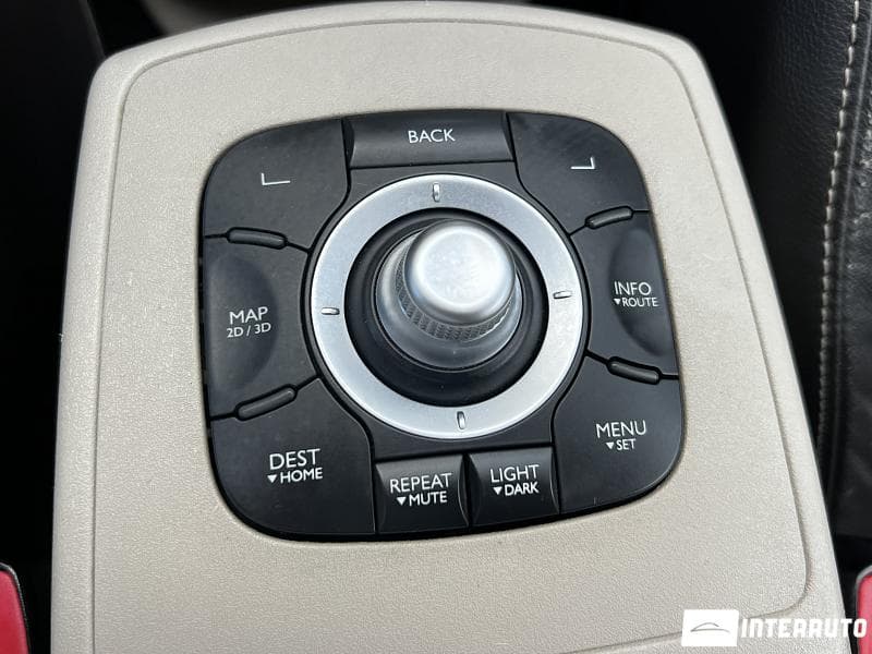 Renault Scenic 2012 — Миниатюра 11