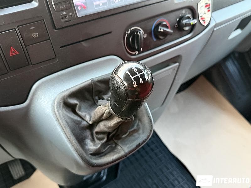 2008 Ford Transit — Miniatură 8