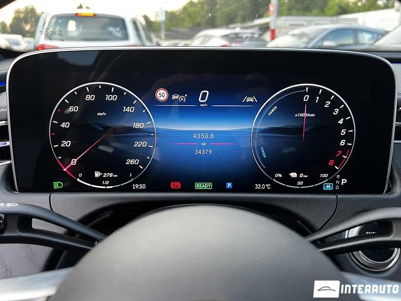 2023 Mercedes E 300e — Miniatură 10