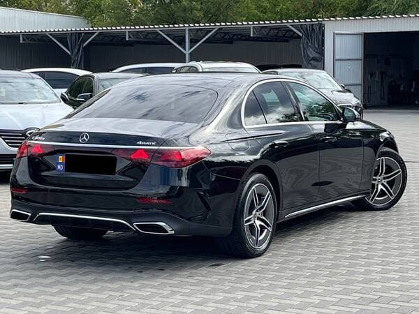 2023 Mercedes E 300e — Miniatură 4