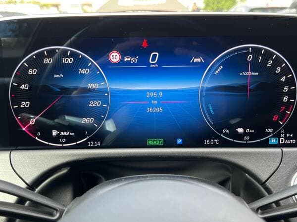 2023 Mercedes E 300e — Miniatură 9