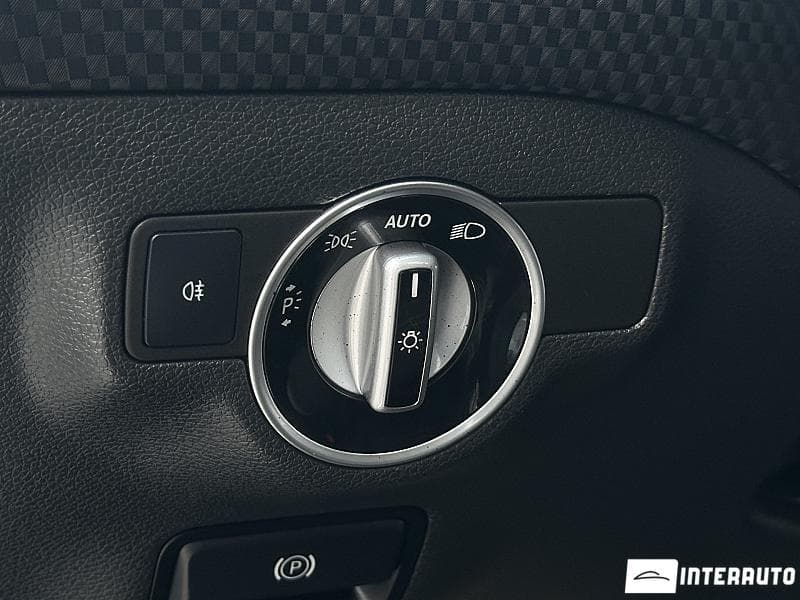 Mercedes A 180 2017 — Миниатюра 17