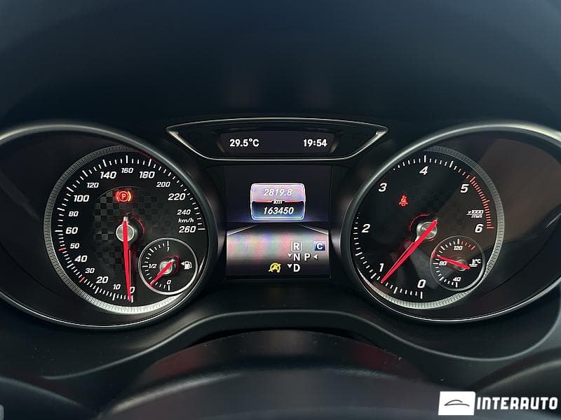 Mercedes A 180 2017 — Миниатюра 8