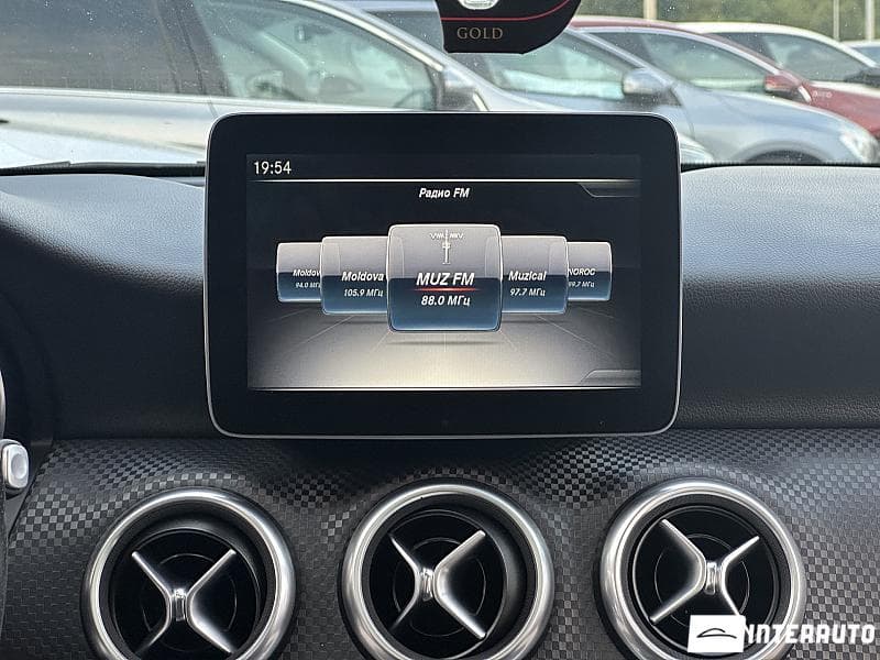 Mercedes A 180 2017 — Миниатюра 9