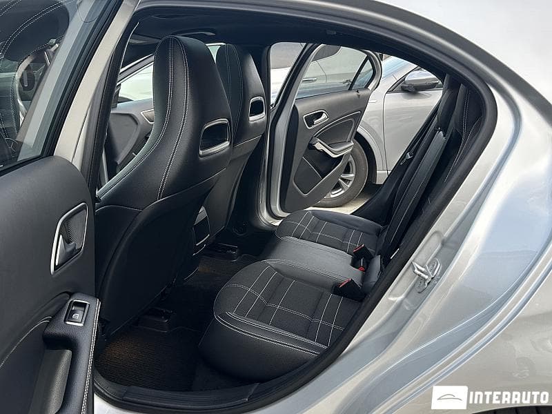 Mercedes A 180 2017 — Миниатюра 12