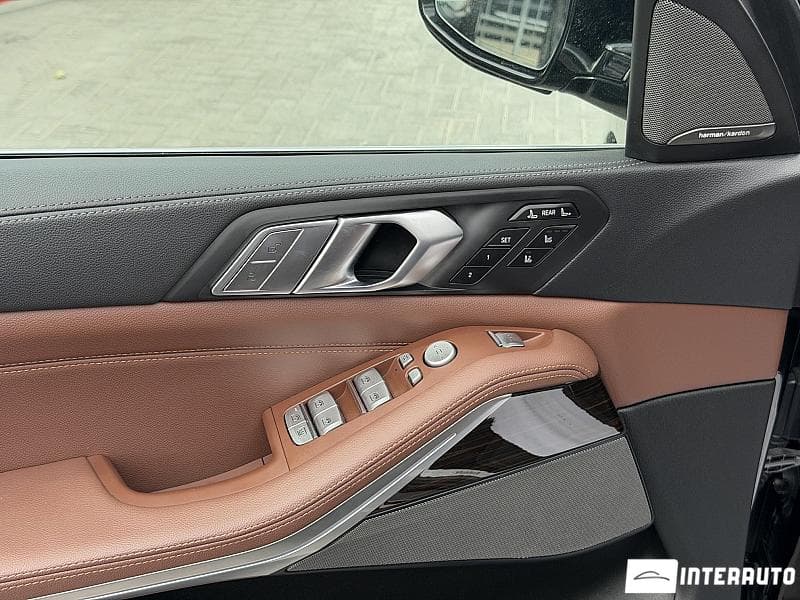 BMW X7 4.0i 2020 — Миниатюра 13