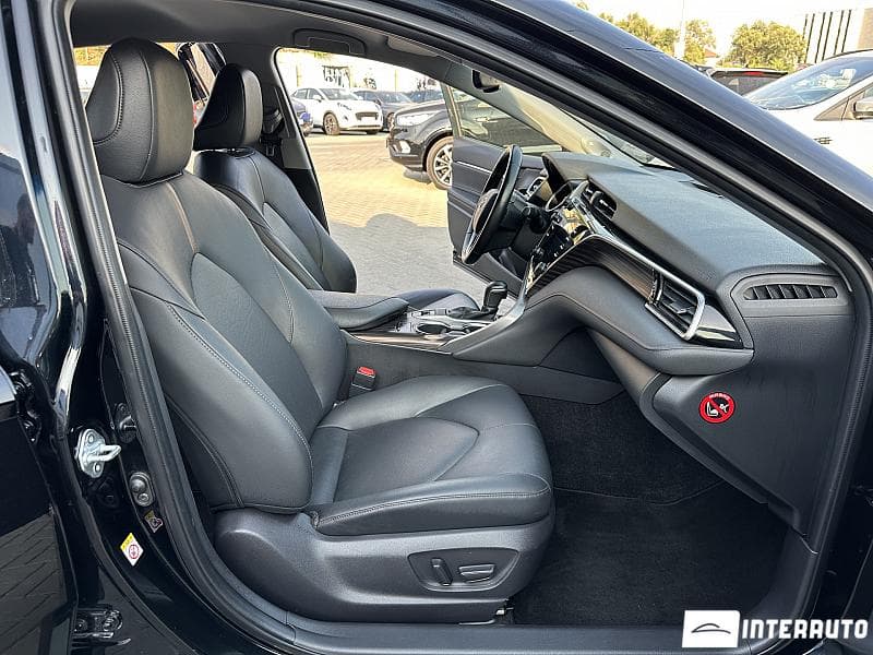 Toyota Camry 2018 — Миниатюра 14