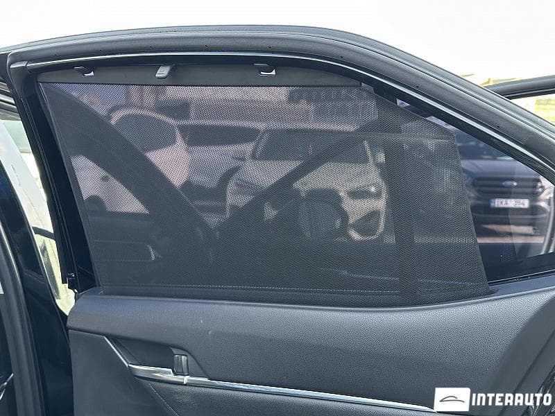 Toyota Camry 2018 — Миниатюра 13