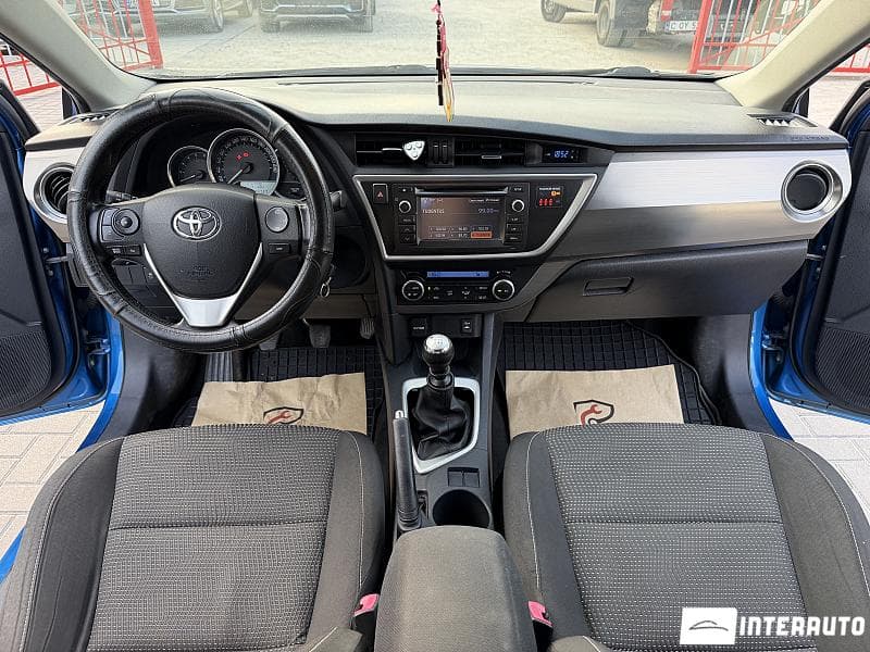 2013 Toyota Auris — Miniatură 9