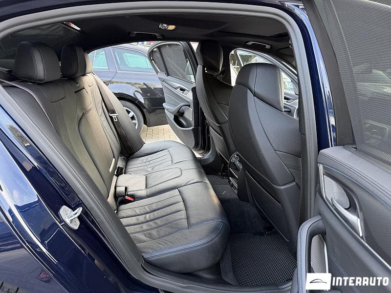 BMW 530e 2020 — Миниатюра 17