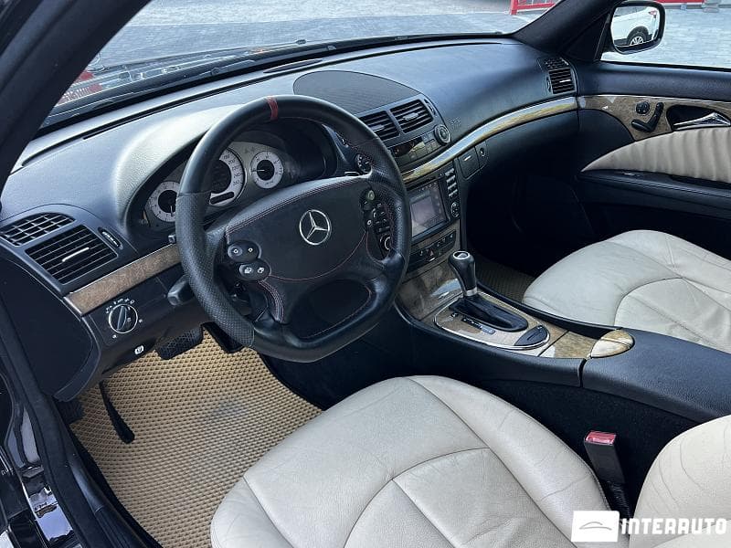 Mercedes E 220 2008 — Миниатюра 5