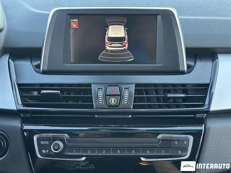 BMW 216d 2015 — Миниатюра 9