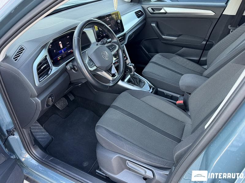 Volkswagen T-Roc 2023 — Миниатюра 7