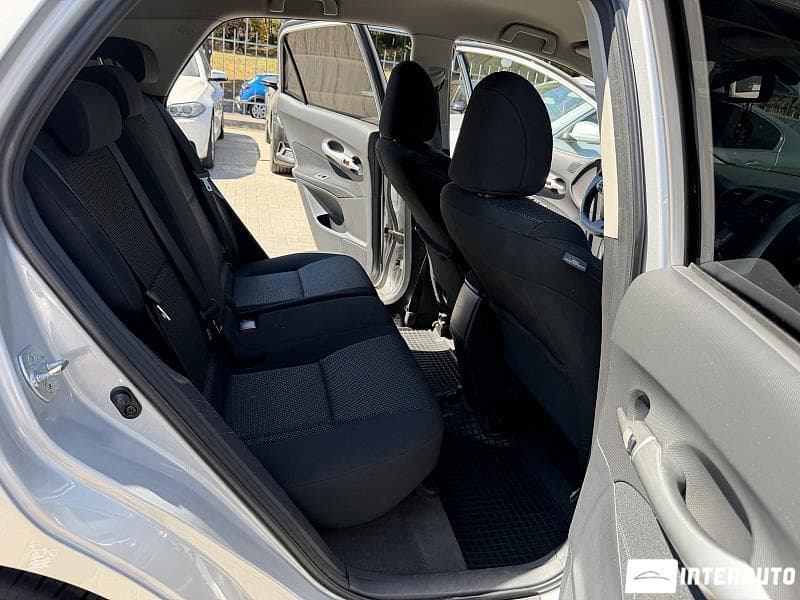 Toyota Auris 2010 — Миниатюра 16