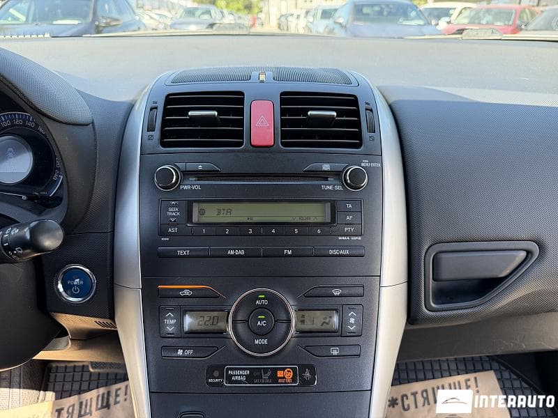 Toyota Auris 2010 — Миниатюра 11