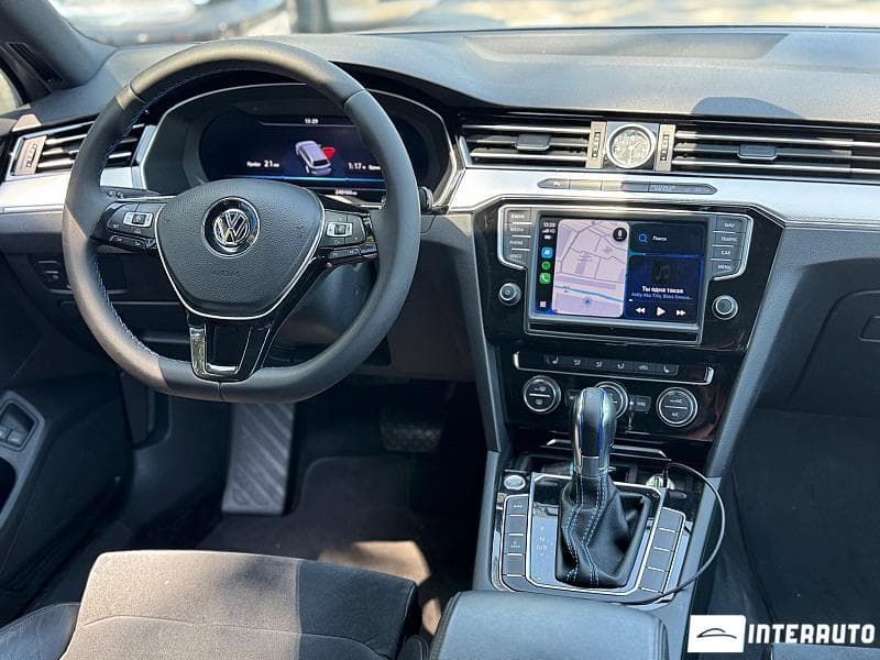 Volkswagen Passat GTE 2016 — Миниатюра 10