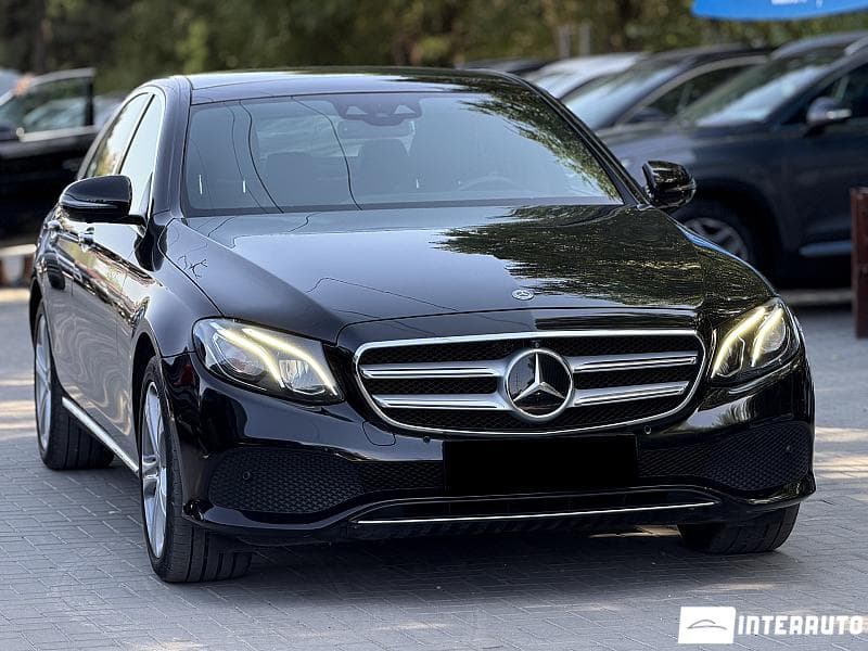 Mercedes E 220 2017 — Миниатюра 3