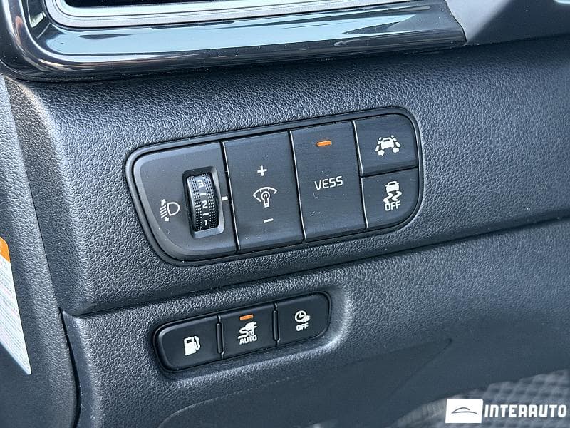 Kia Niro 2019 — Миниатюра 10