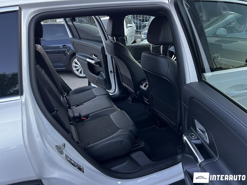 Mercedes GLB 200d 2022 — Миниатюра 9
