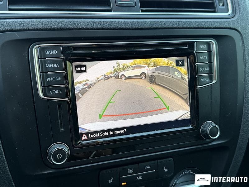 Volkswagen Jetta 2016 — Миниатюра 10