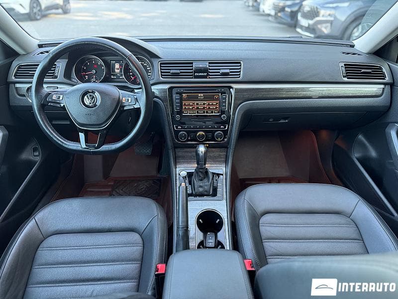Volkswagen Passat 2018 — Миниатюра 13