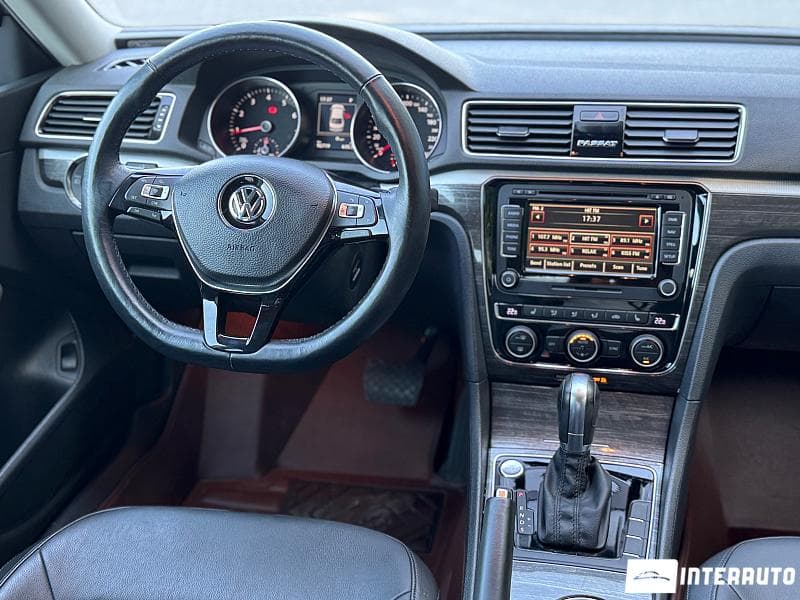 Volkswagen Passat 2018 — Миниатюра 11