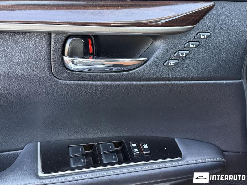 Lexus ES 300h 2017 — Миниатюра 7