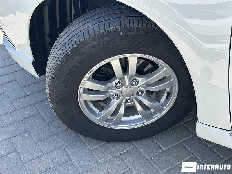Mitsubishi Outlander 2019 — Миниатюра 17