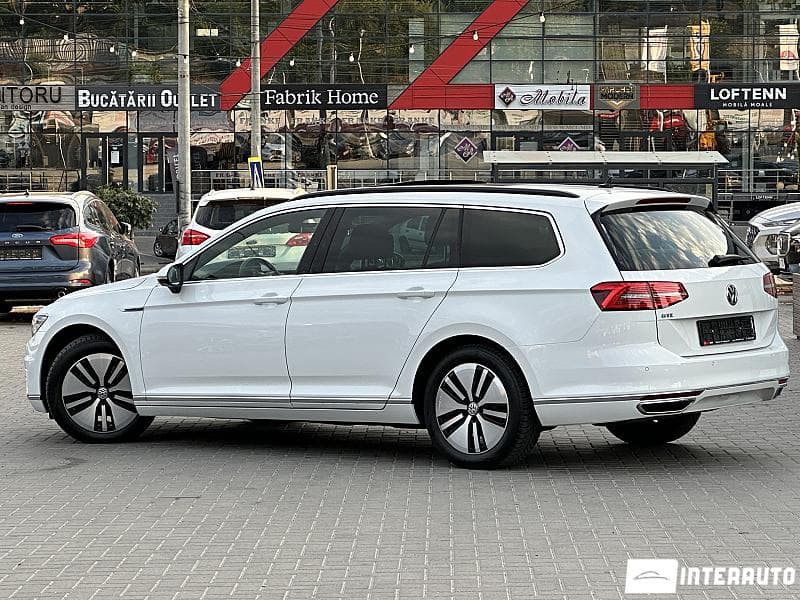 Volkswagen Passat GTE 2016 — Миниатюра 4