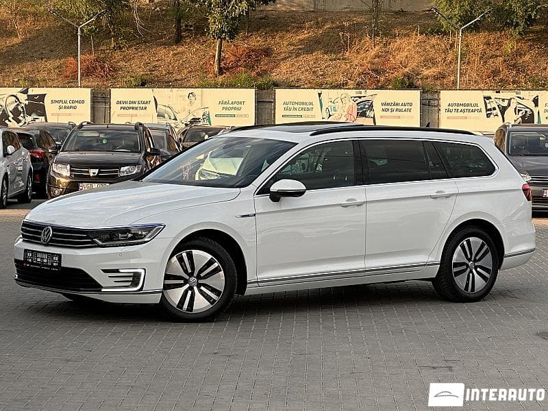 Volkswagen Passat GTE 2016 — Миниатюра 2