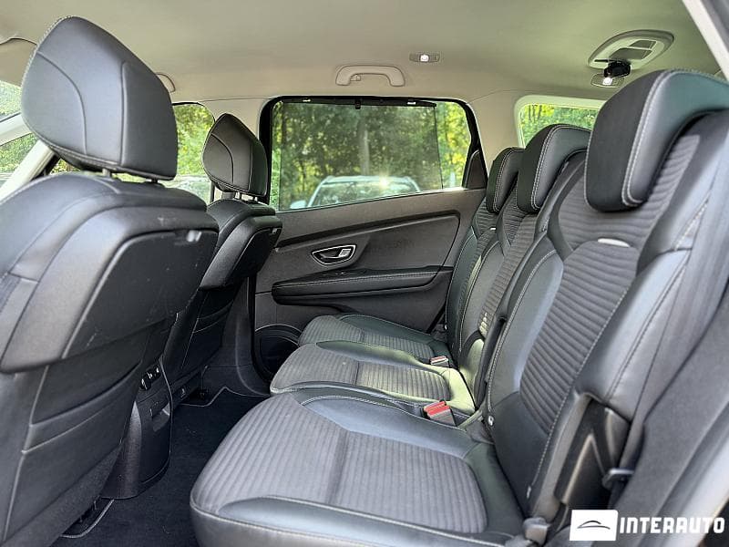 Renault Grand Scenic 2018 — Миниатюра 17