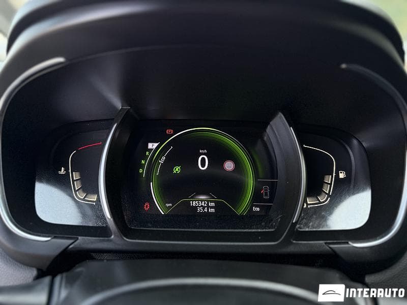 Renault Grand Scenic 2018 — Миниатюра 10