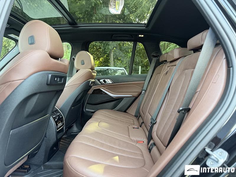 BMW X5 4.0i 2019 — Миниатюра 17