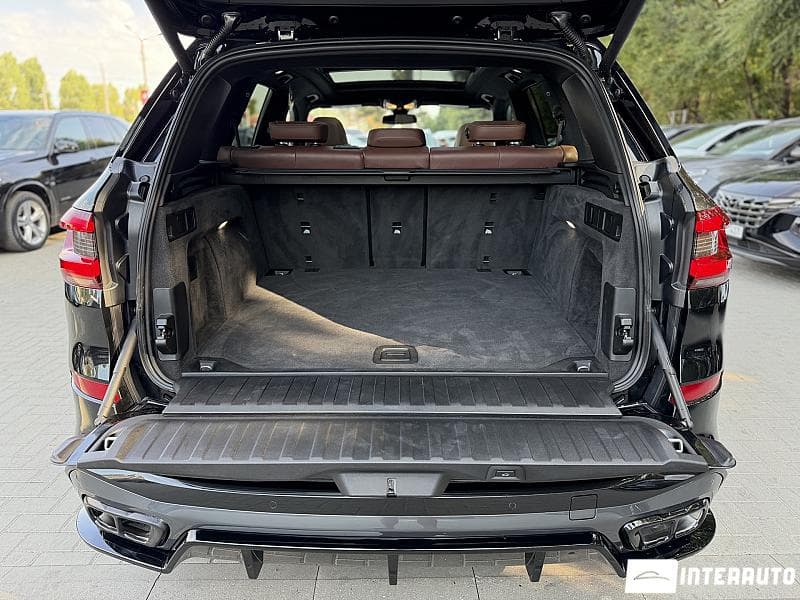 BMW X5 4.0i 2019 — Миниатюра 21
