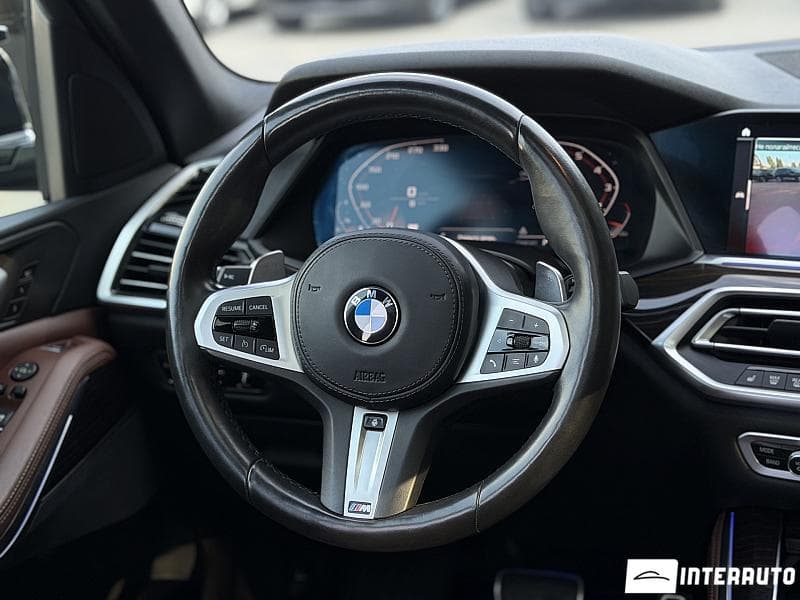 BMW X5 4.0i 2019 — Миниатюра 11