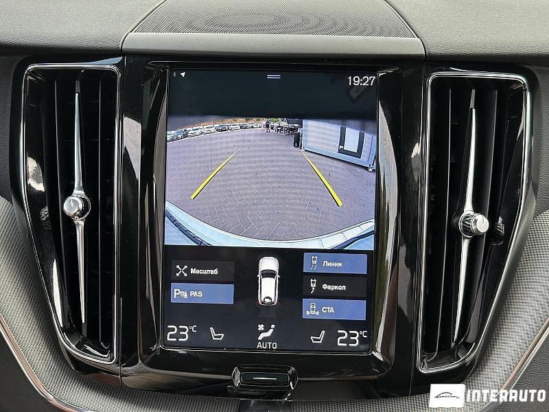 Volvo XC 60 2018 — Миниатюра 11