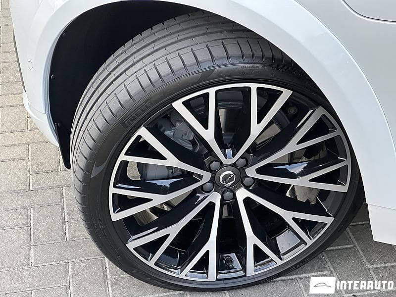 Volvo XC 60 2018 — Миниатюра 21
