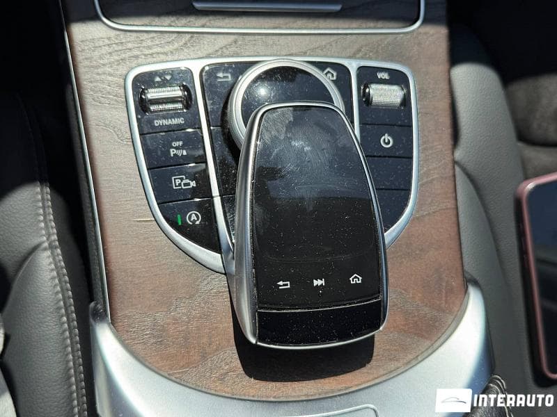 Mercedes C 180 2019 — Миниатюра 12