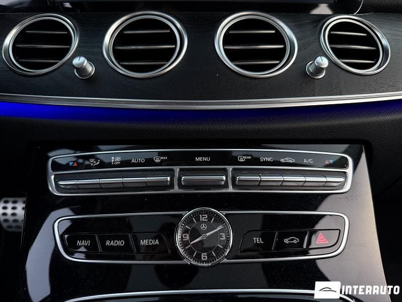 Mercedes E 220 2017 — Миниатюра 11