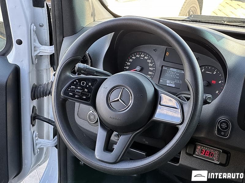 Mercedes Sprinter 2022 — Миниатюра 7