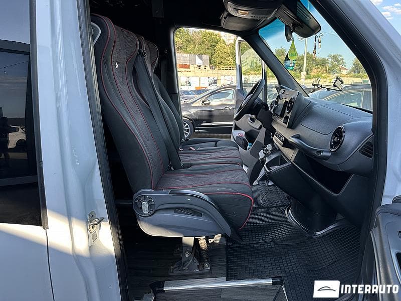 Mercedes Sprinter 2022 — Миниатюра 12