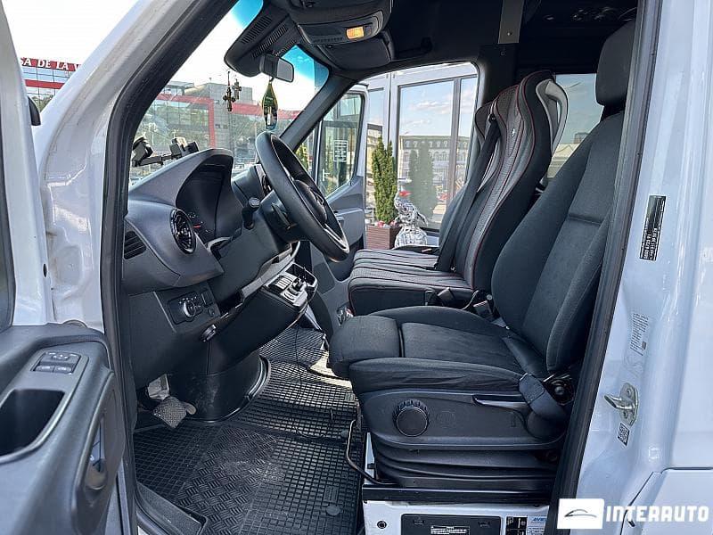 Mercedes Sprinter 2022 — Миниатюра 5