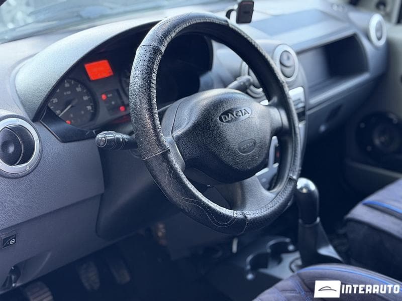 Dacia Logan MCV 2008 — Миниатюра 7