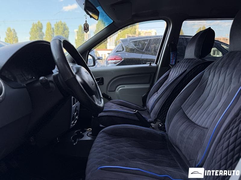 Dacia Logan MCV 2008 — Миниатюра 6